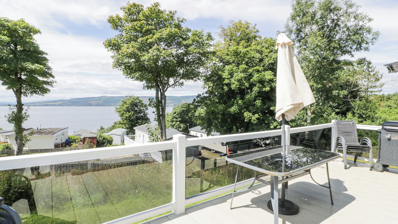 Photo of Patio Balcony in Wemyss Bay