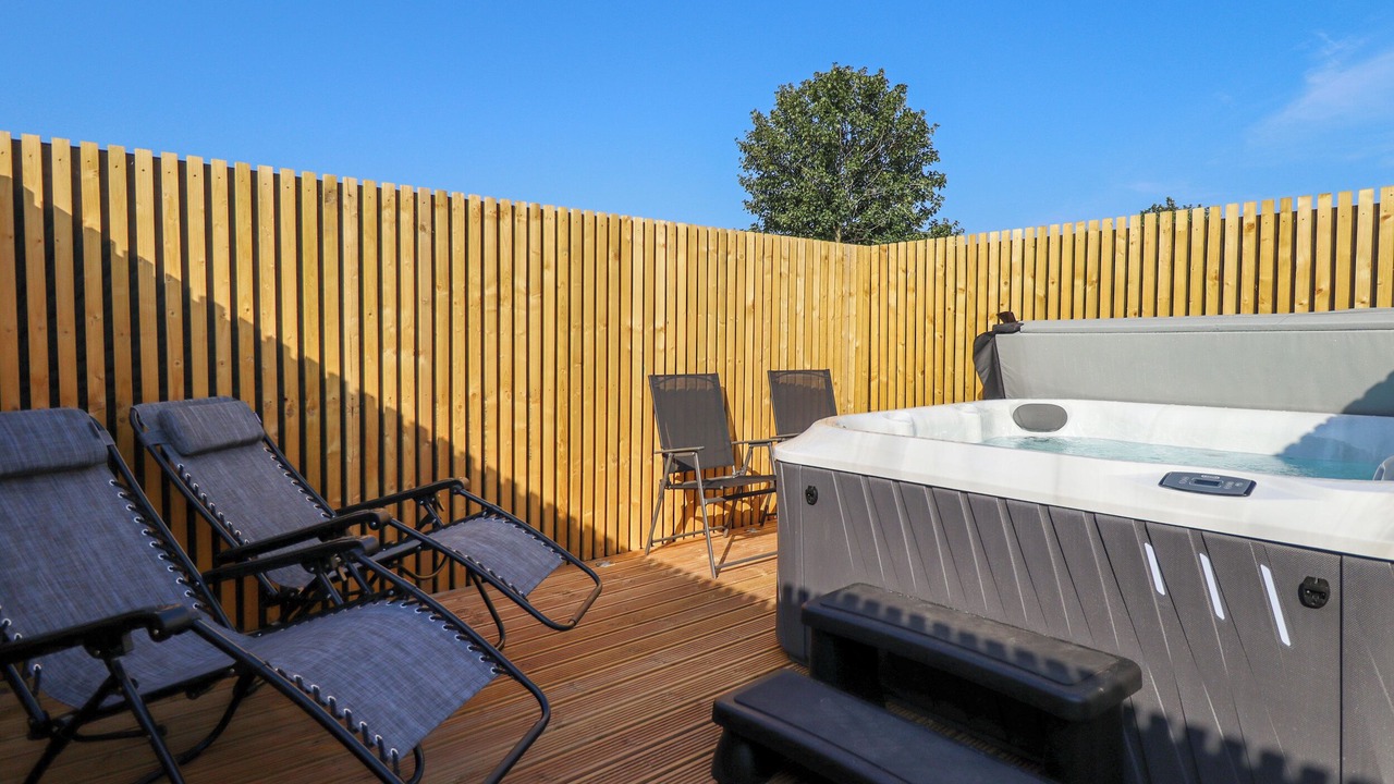 Photo of Patio Balcony in Anderby Creek