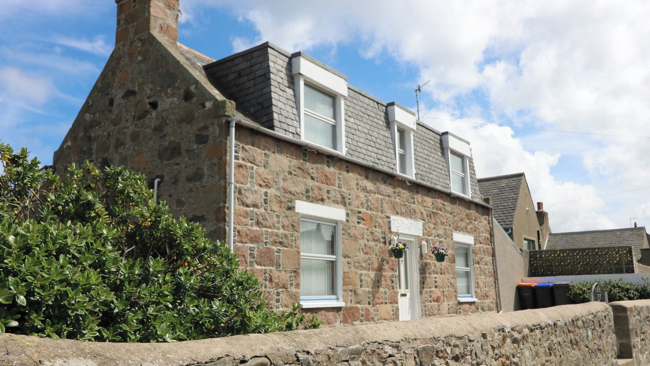 Photo of Outdoor in St Combs