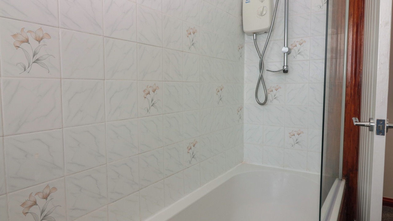 Photo of Bathroom in St Combs