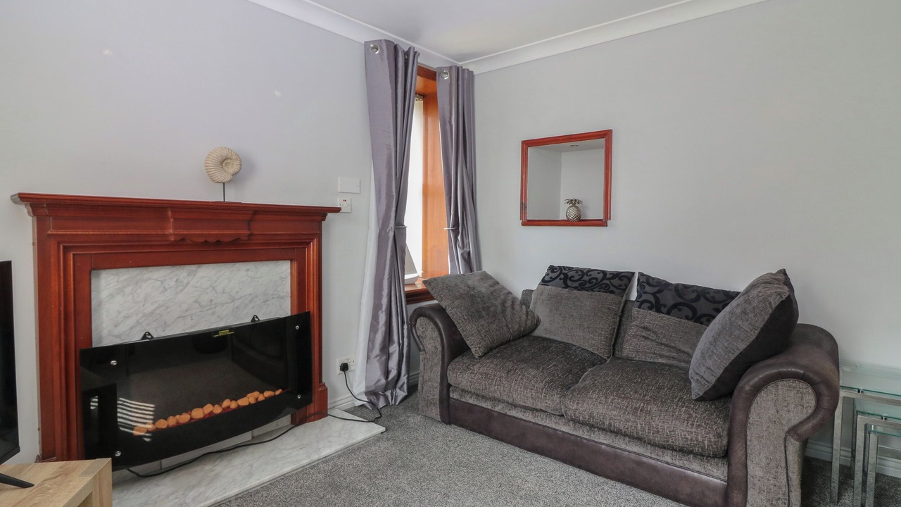 Photo of Livingroom in St Combs