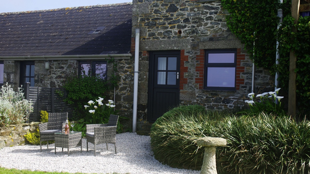 Photo of Patio Balcony in Helford Passage