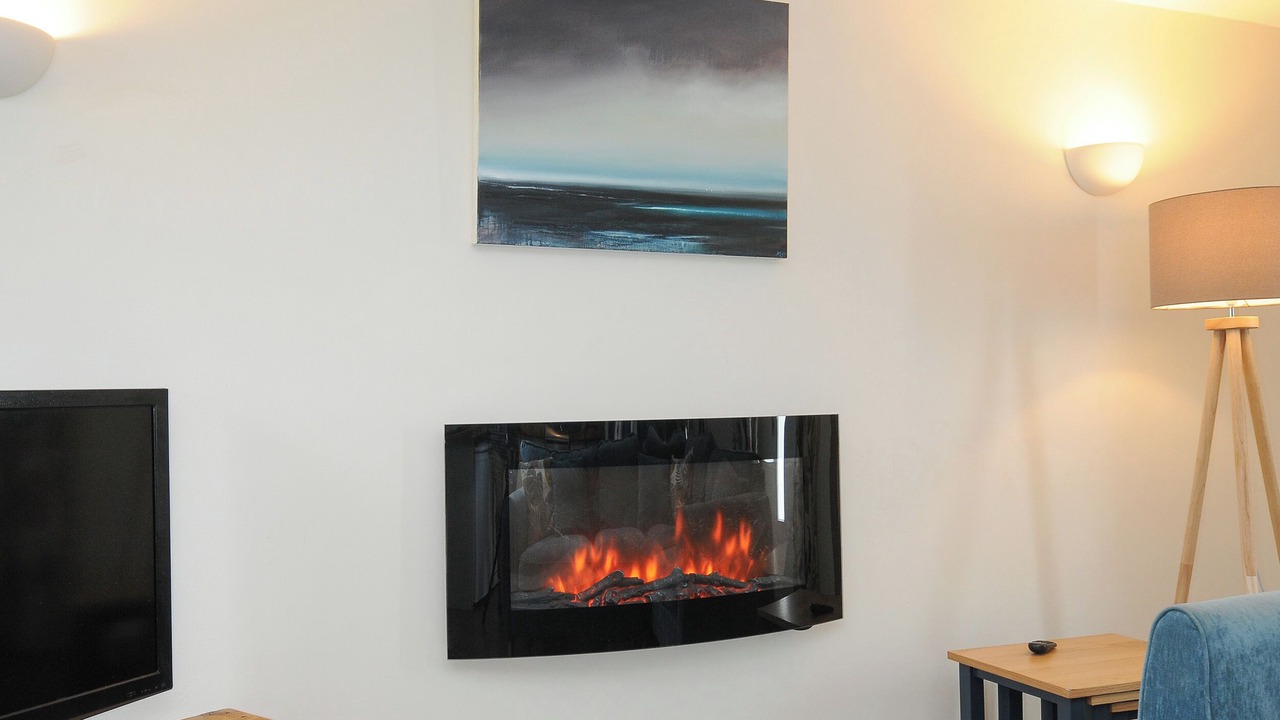 Photo of Livingroom in Helford Passage