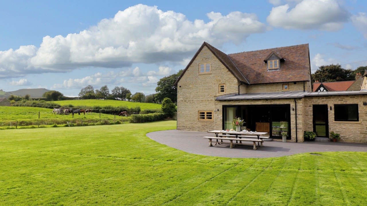 Photo of Outdoor in Wall-under-heywood