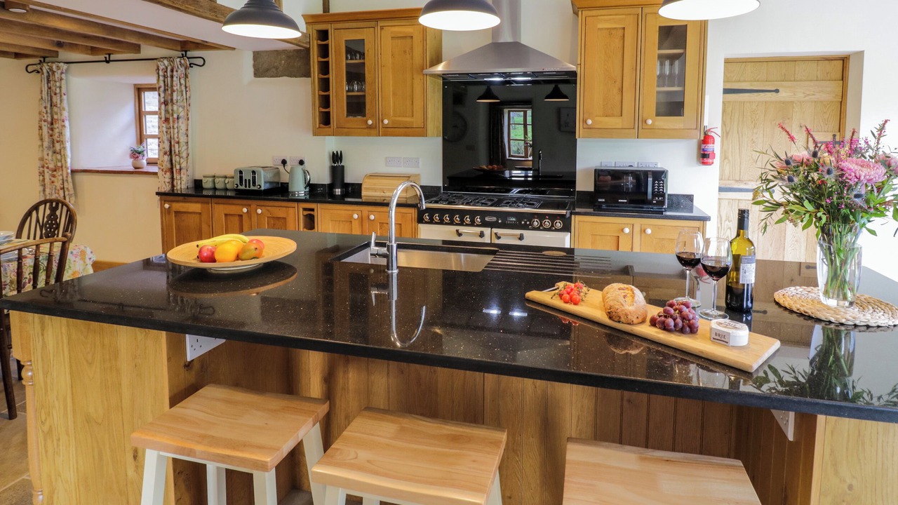 Photo of Others in Wall-under-heywood