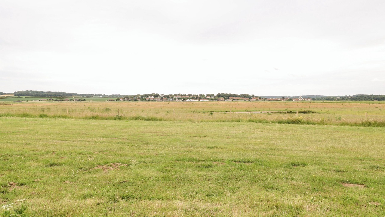 Photo of Others in Cley next the Sea