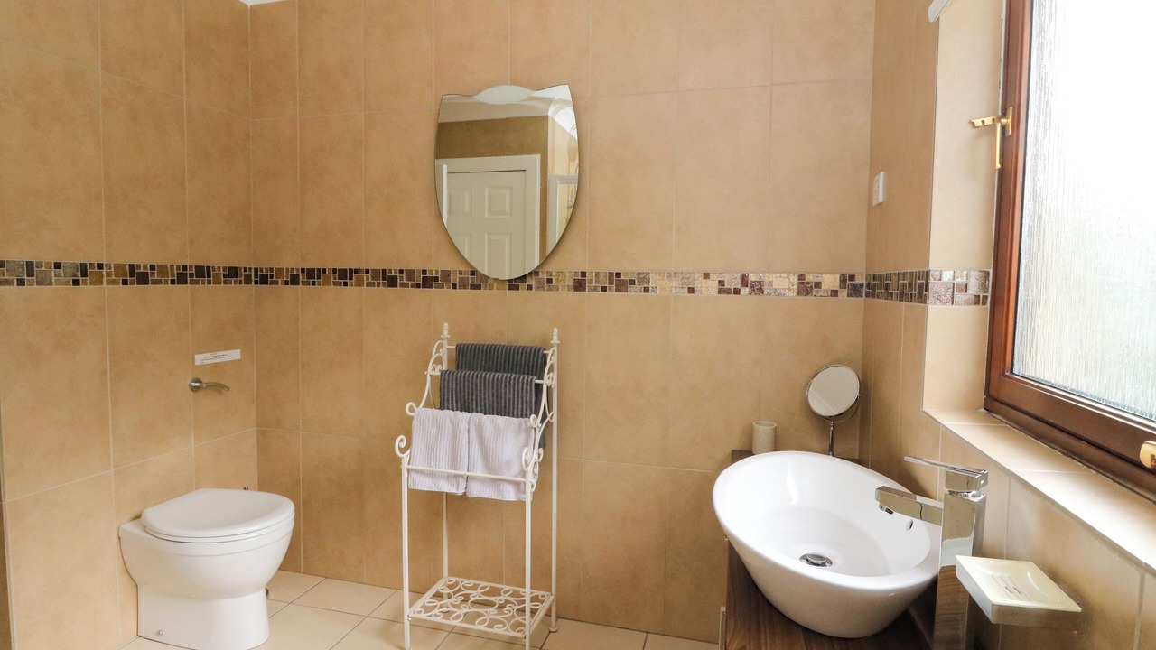 Photo of Others in Lanark