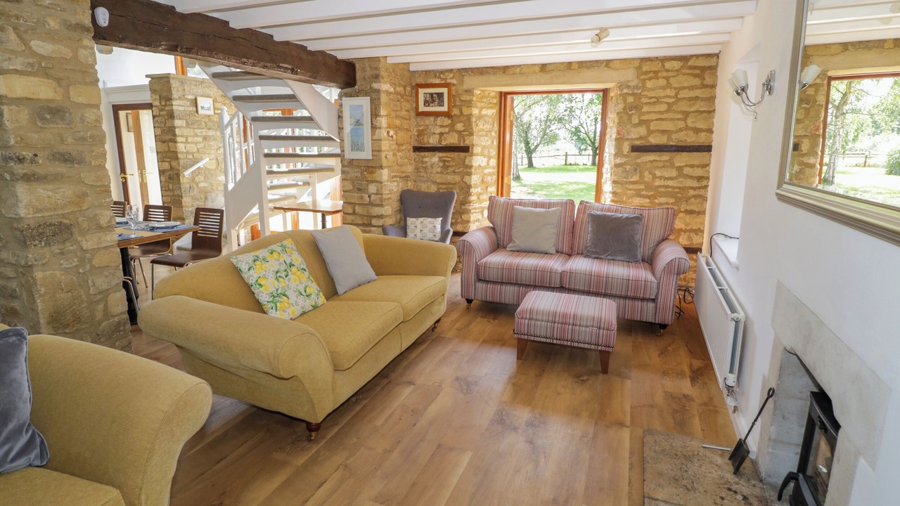 Photo of Livingroom in Witney