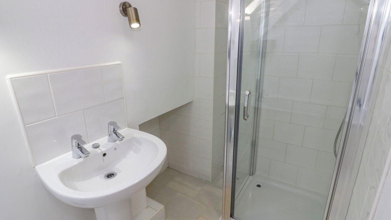 Photo of Others in Witney