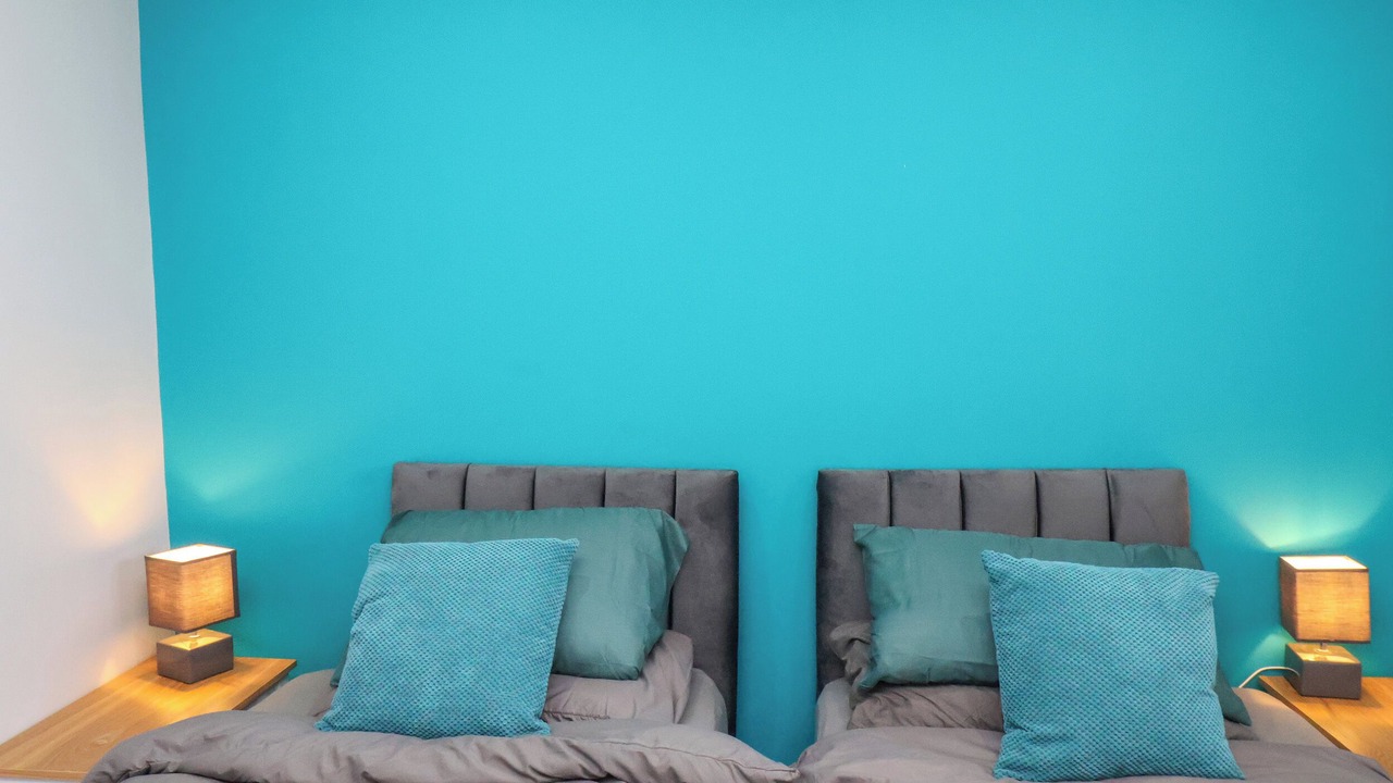 Photo of Others in Cayton Bay