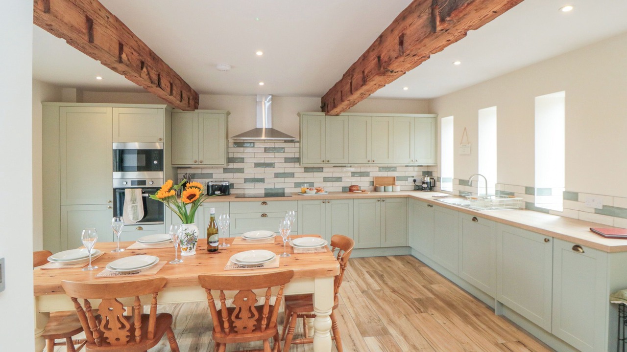 Photo of Others in Holme