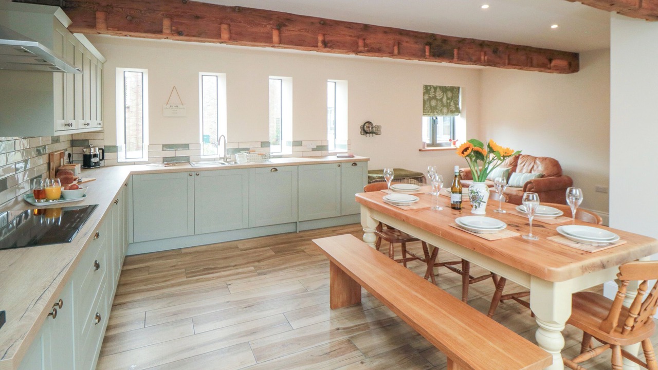 Photo of Others in Holme