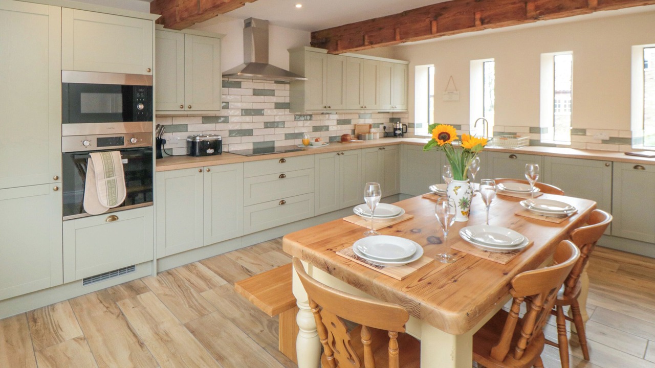 Photo of Others in Holme