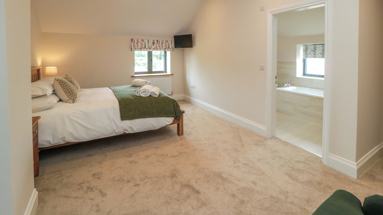 Photo of Others in Holme