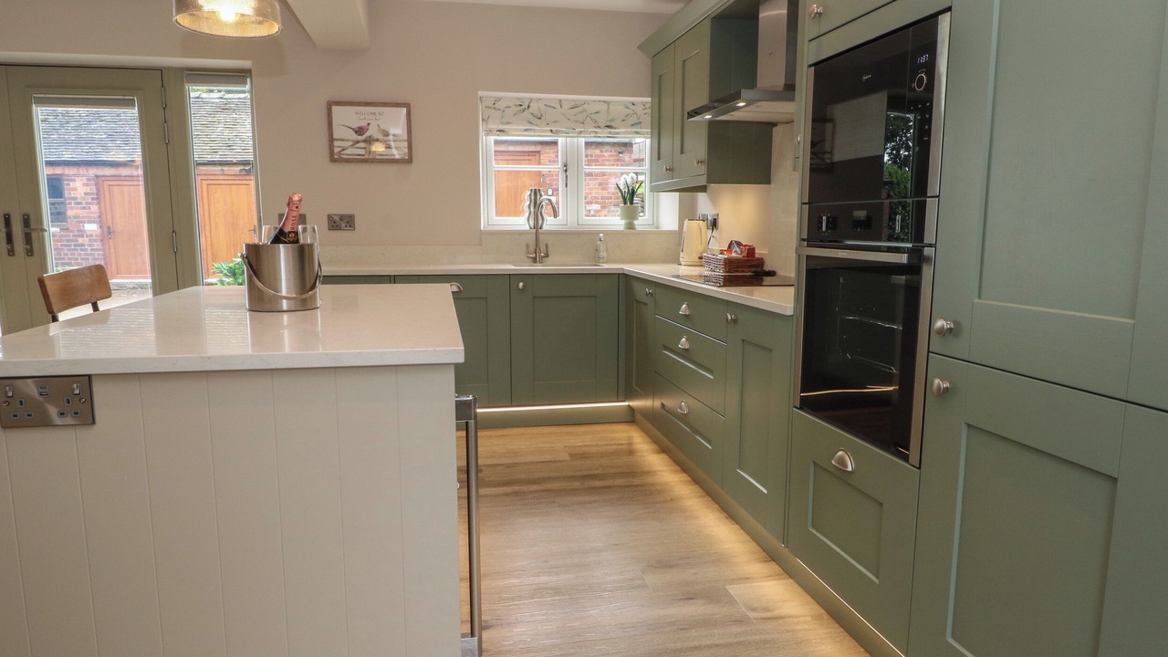 Photo of Others in Endon