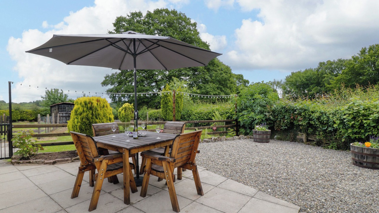 Photo of Outdoor in Farlow