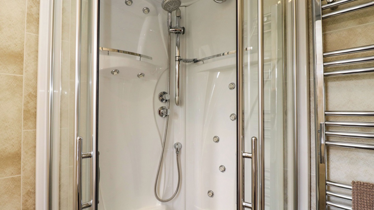 Photo of Others in Farlow