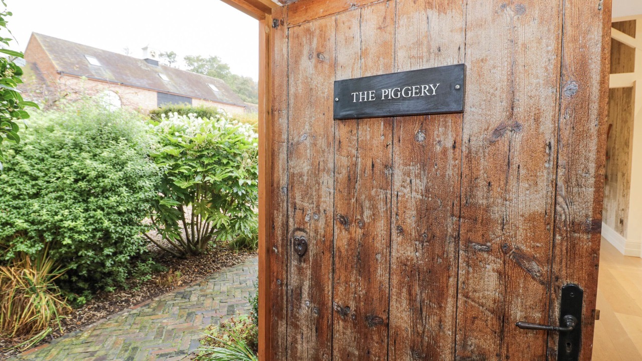 Photo of Outdoor in Moreton