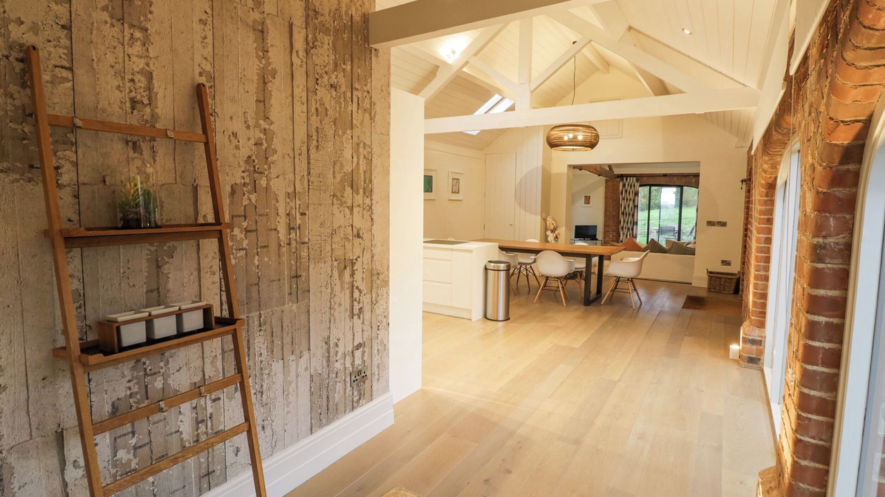 Photo of Others in Moreton