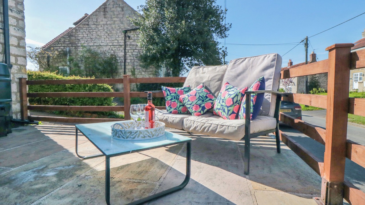 Photo of Patio Balcony in Wombleton