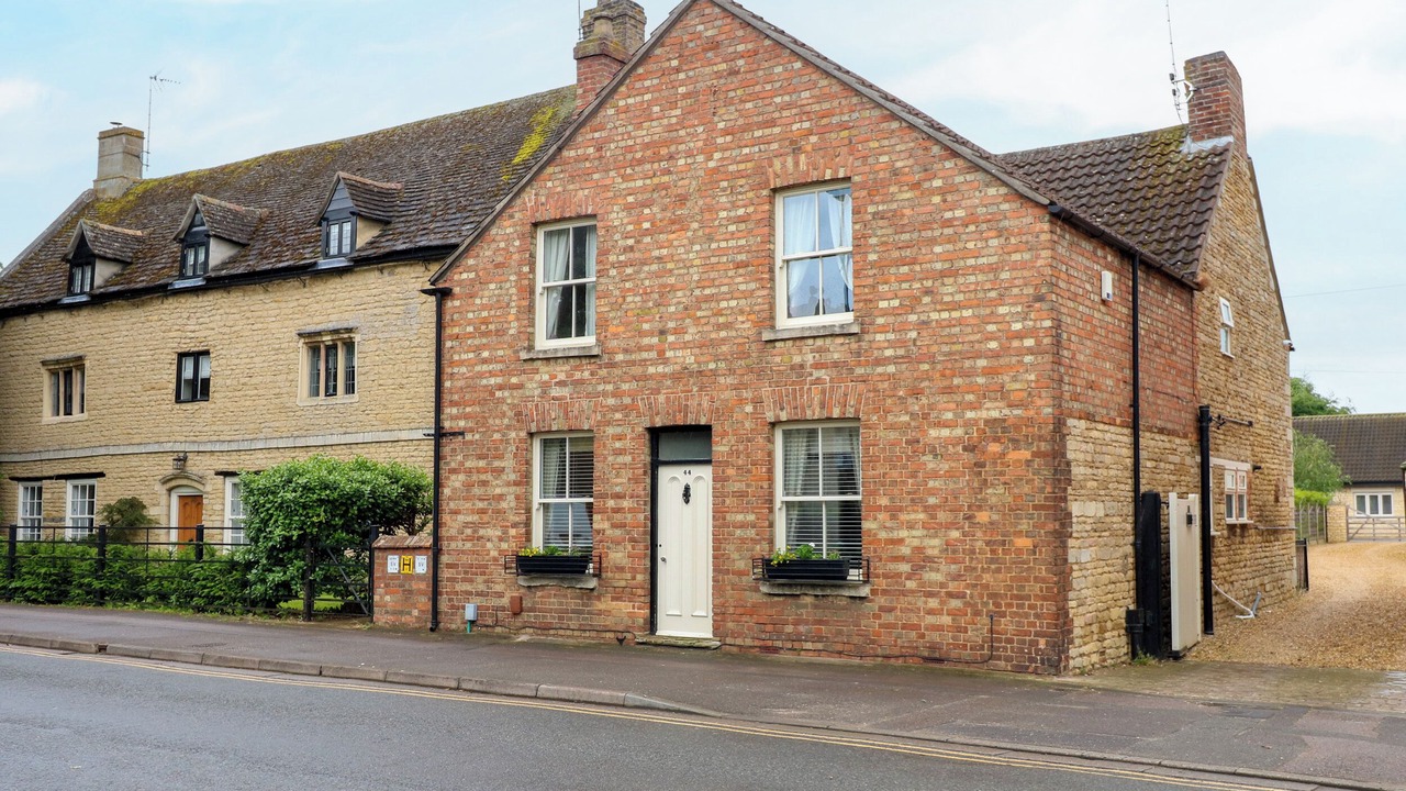 Photo of Outdoor in Newborough