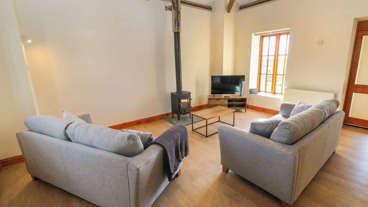 Photo of Livingroom in Chysauster