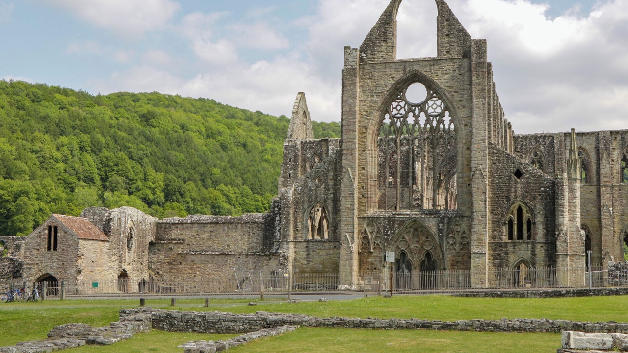 Photo of Others in Pilning