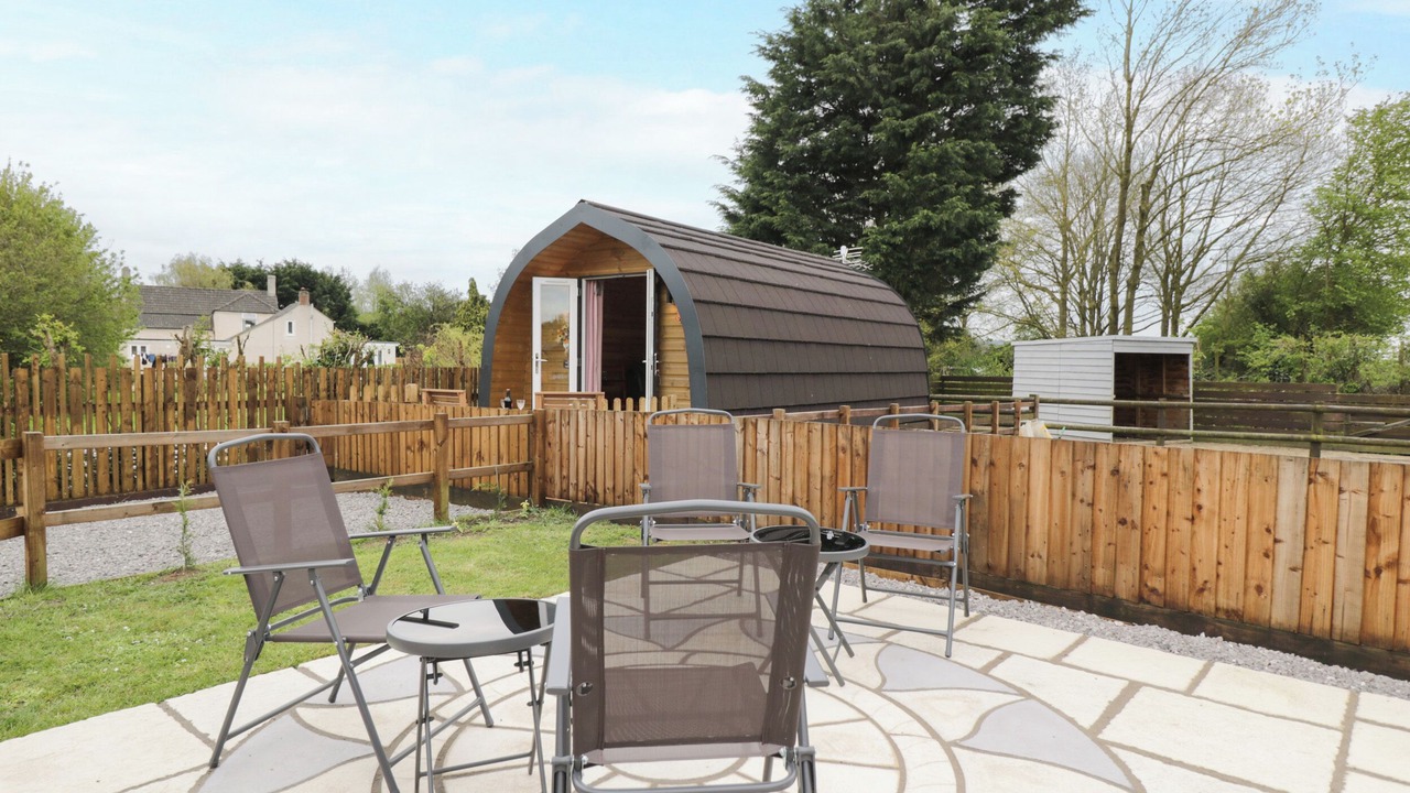 Photo of Outdoor in Bushton