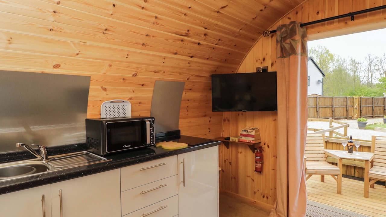 Photo of Others in Bushton