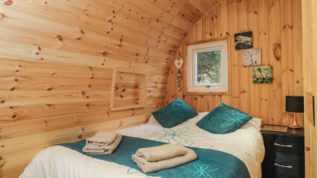 Photo of Others in Bushton