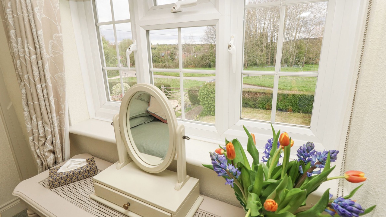 Photo of Others in Dunbridge