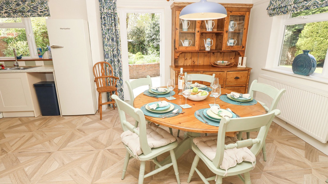 Photo of Others in Dunbridge