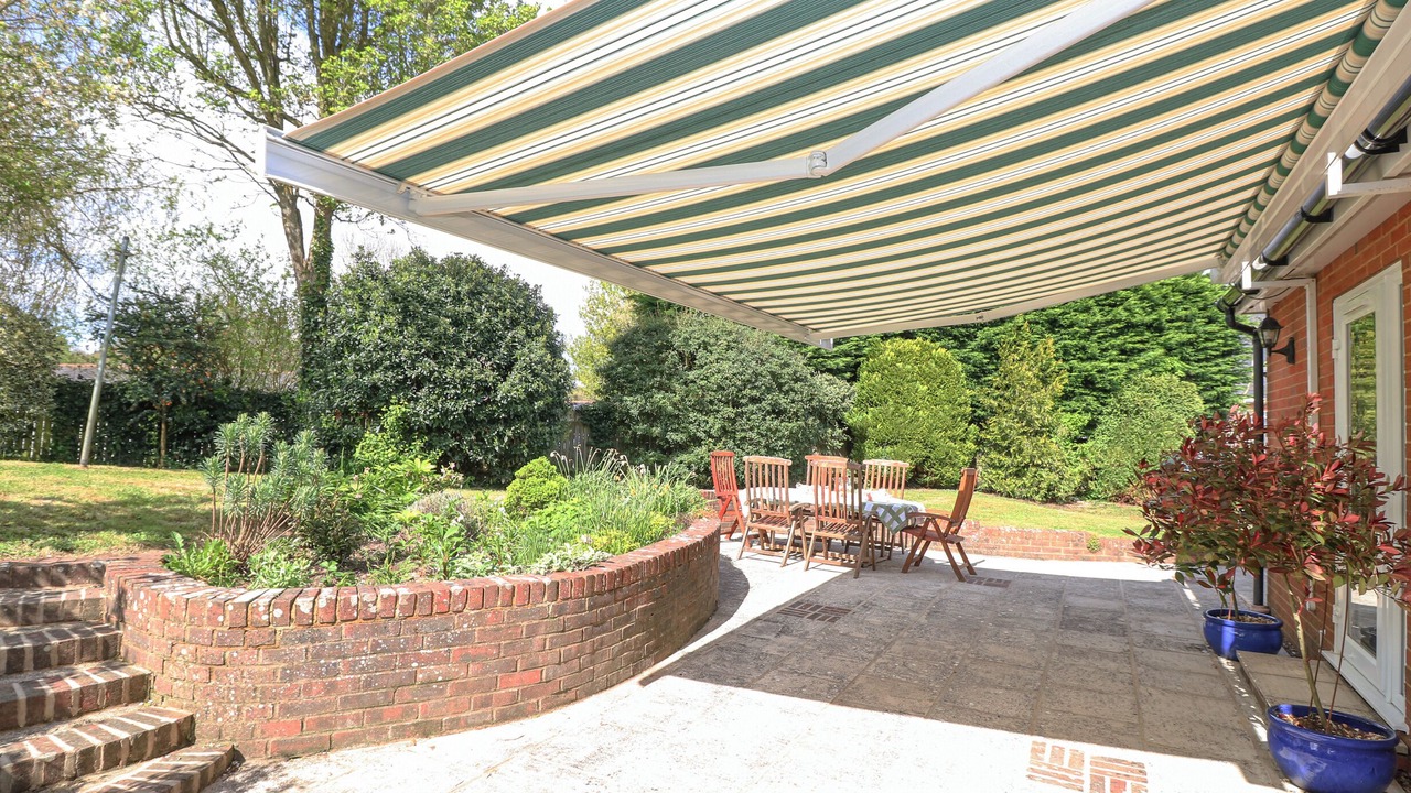 Photo of Outdoor in Dunbridge