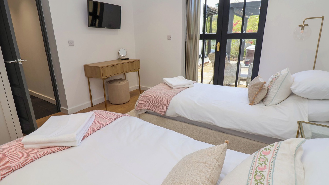 Photo of Others in Horton