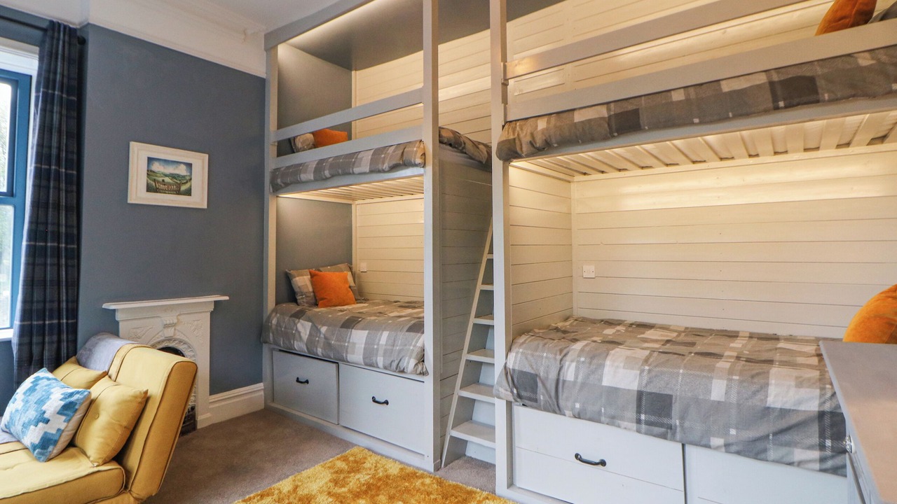 Photo of Others in New Mills