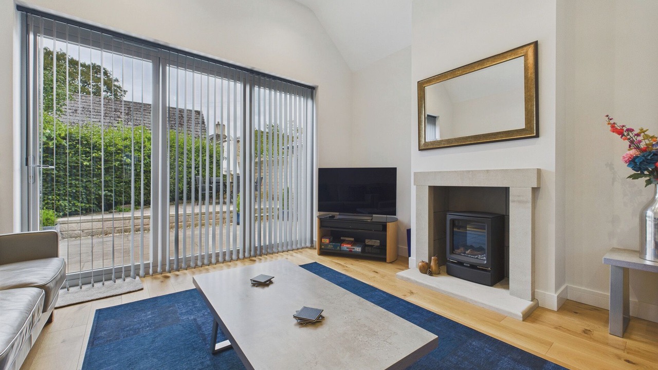 Photo of Livingroom in Tansley