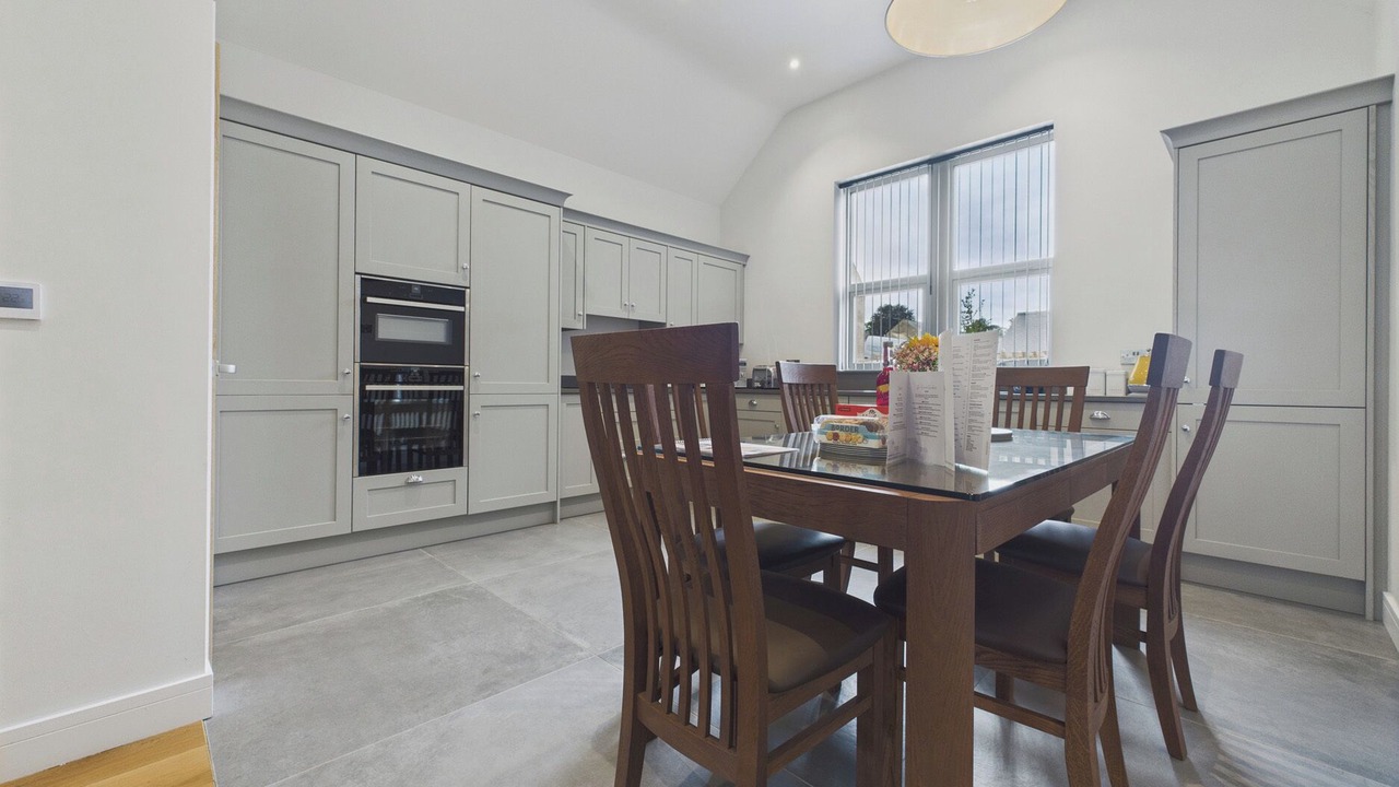 Photo of Others in Tansley