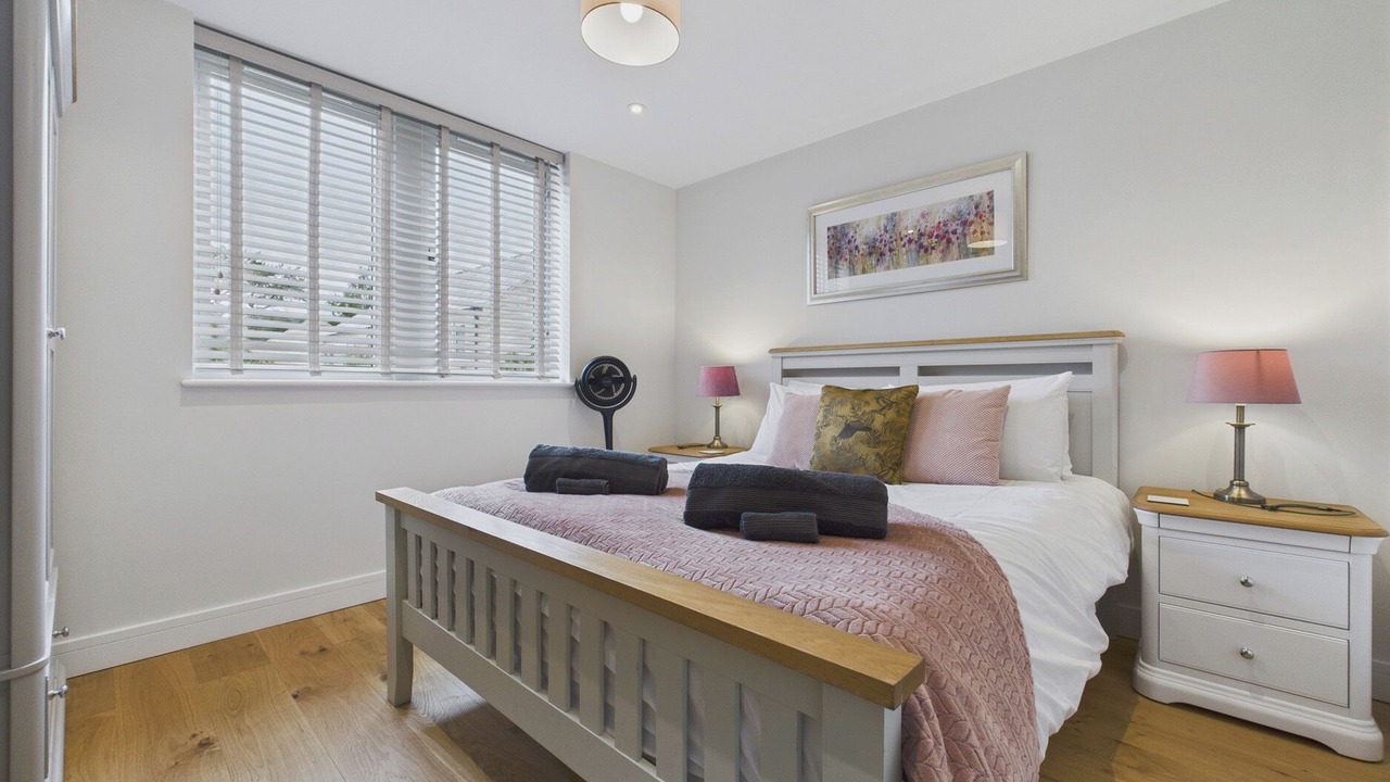 Photo of Others in Tansley