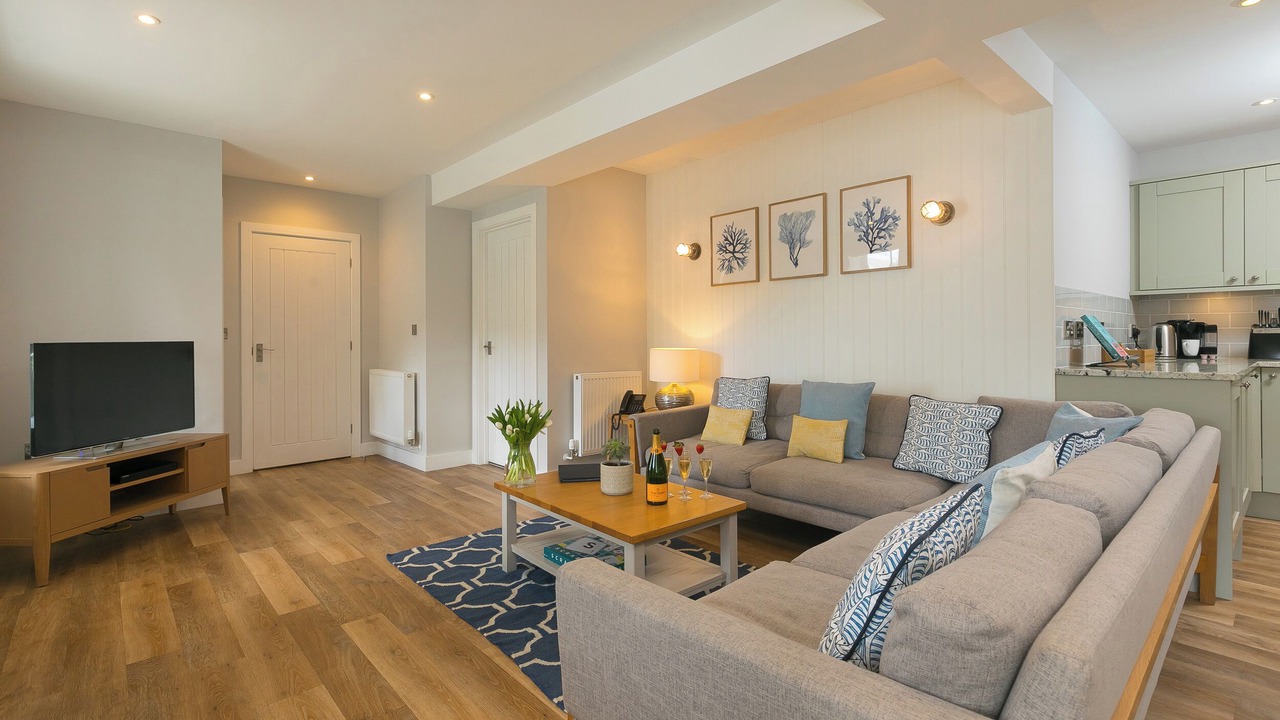 Photo of Others in Mullion