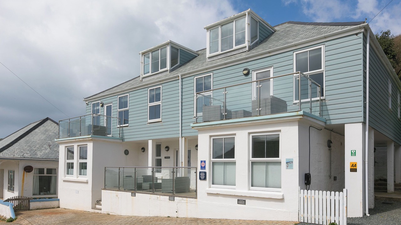 Photo of Outdoor in Mullion