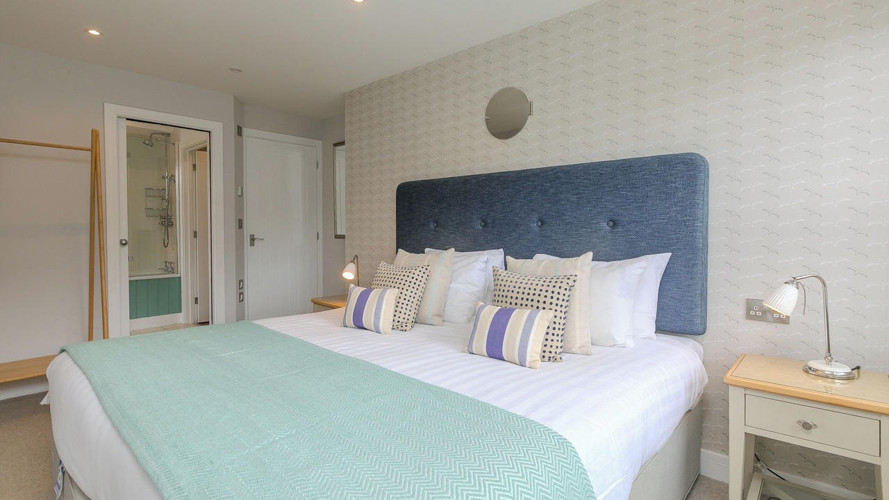 Photo of Others in Mullion