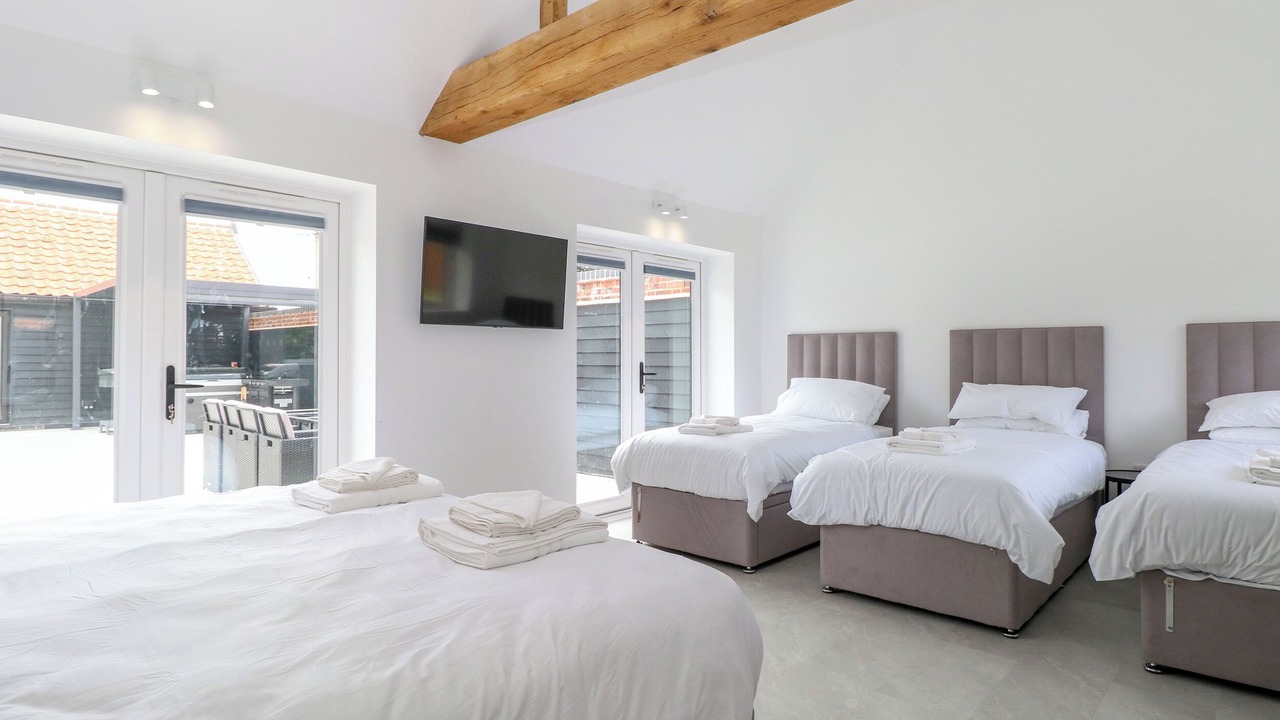 Photo of Others in Irstead