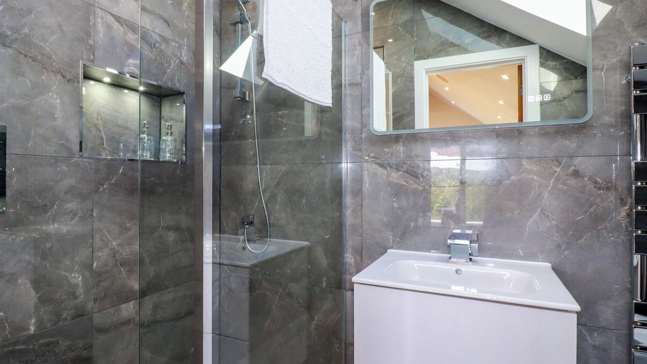 Photo of Others in Devoran