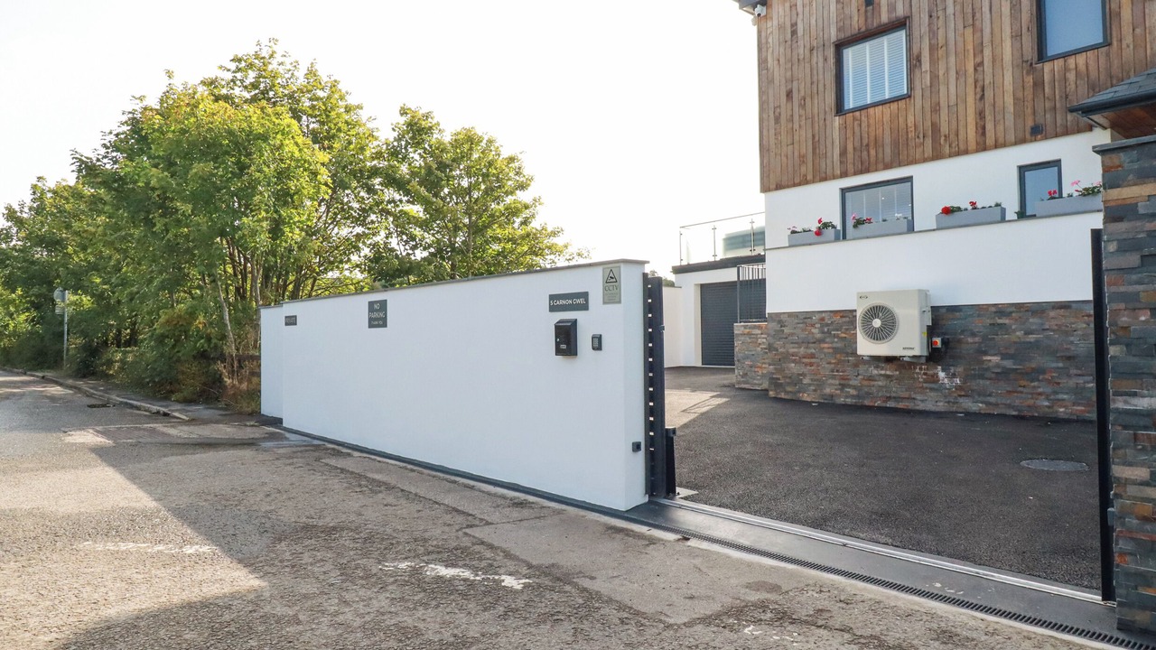 Photo of Outdoor in Devoran