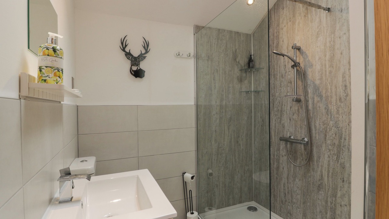 Photo of Others in Galston