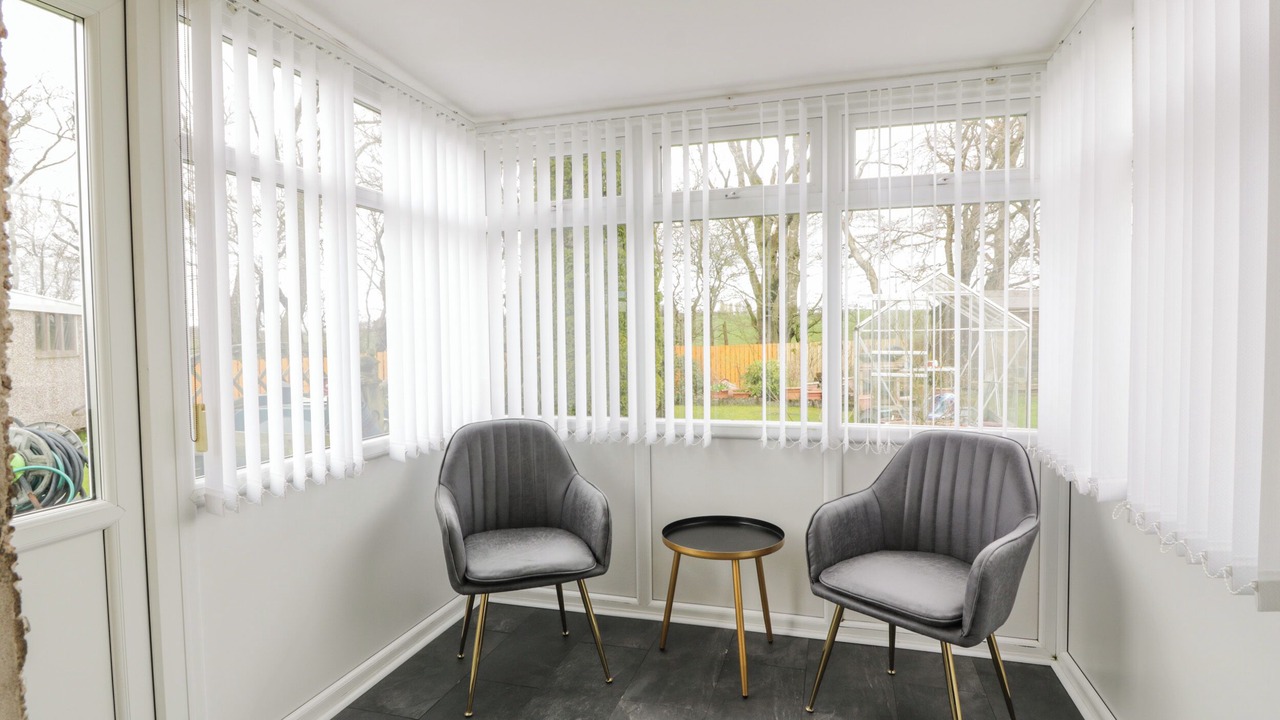 Photo of Others in Mauchline