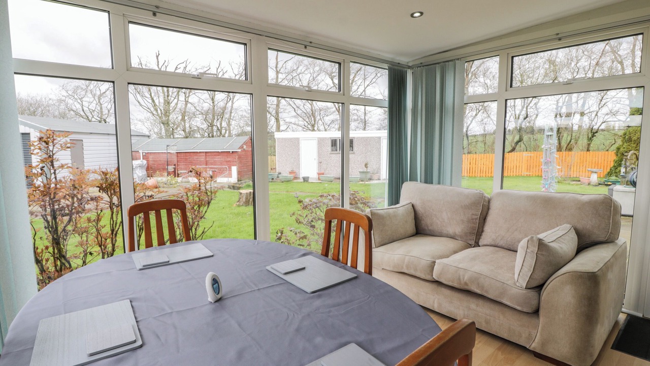 Photo of Others in Mauchline