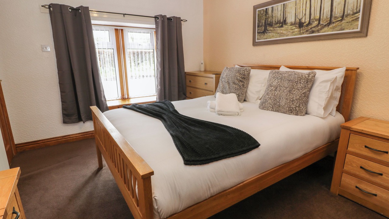 Photo of Others in Mauchline