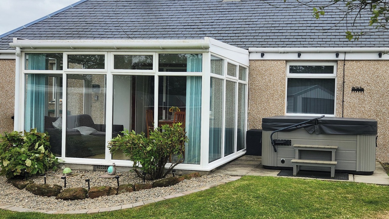 Photo of Others in Mauchline