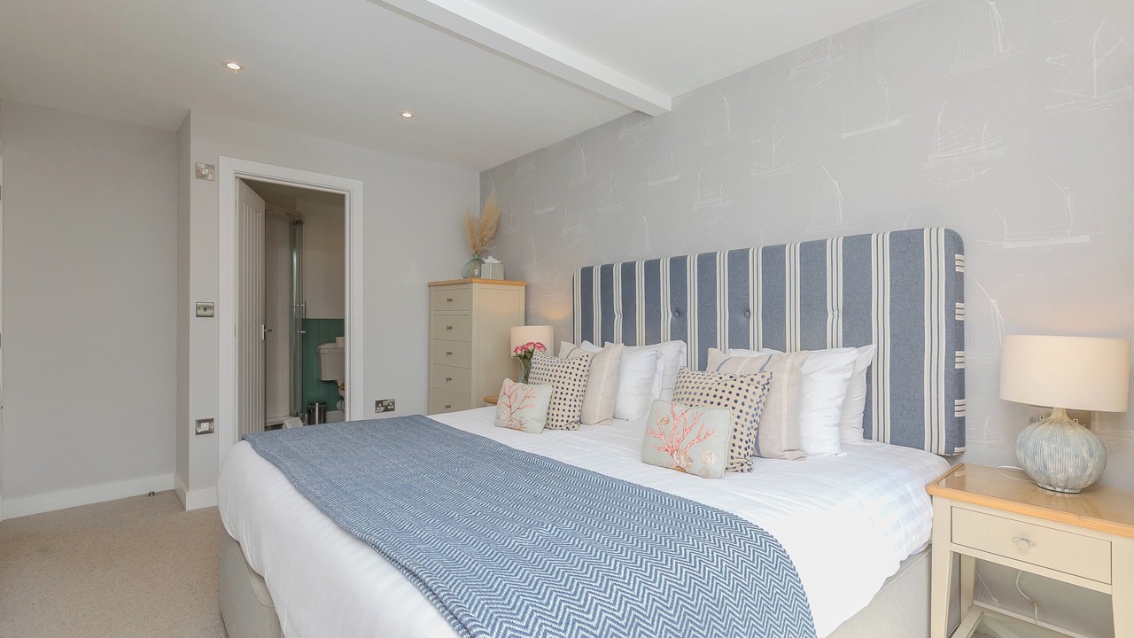 Photo of Others in Mullion